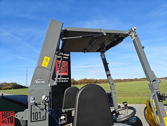Product image 12 of 17