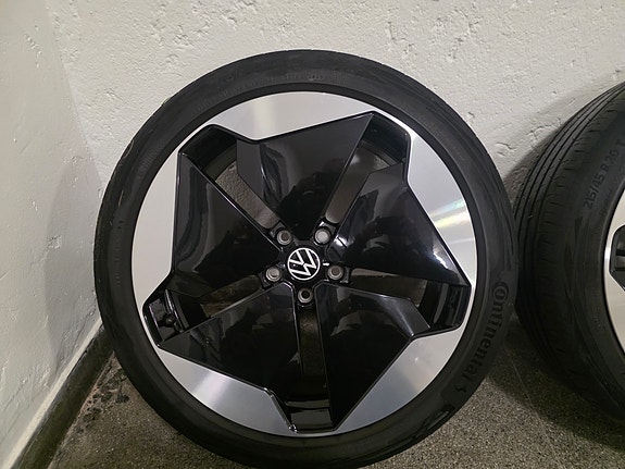 Product image 13 of 23