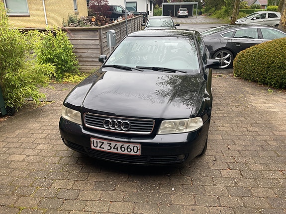 Audi A4 1999 photo 4