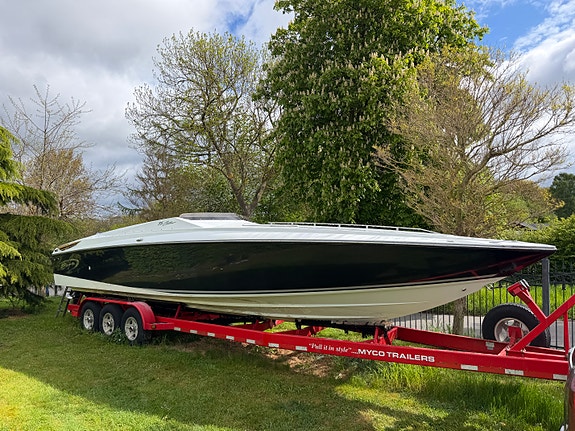 Baja Outlaw 35