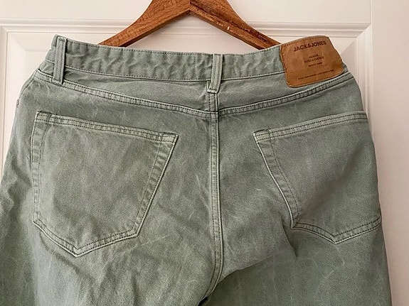 Product image 46 of 72