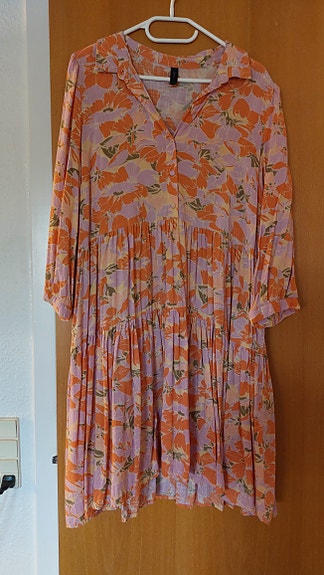 Product image 18 of 25