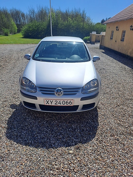 Volkswagen Golf 2003 photo 3