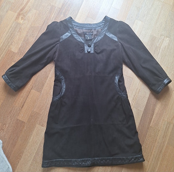 Product image 10 of 16