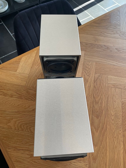 Product image 11 of 12