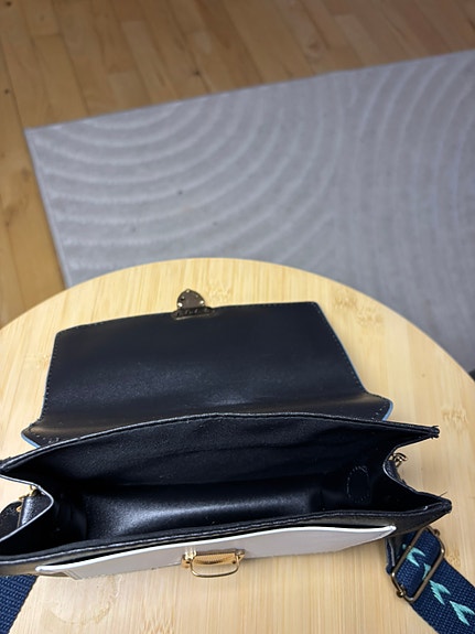 Product image 7 of 11