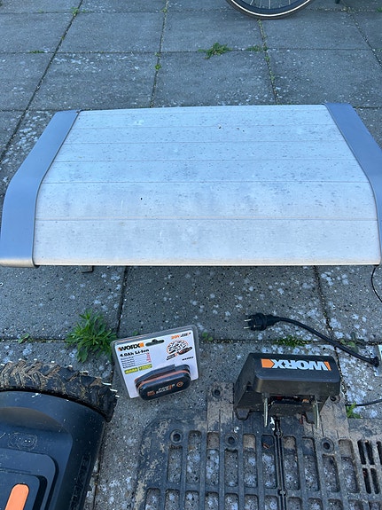 Product image 8 of 9