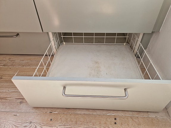 Product image 12 of 27