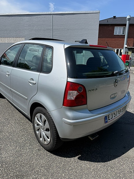Volkswagen Polo 2003 photo 4