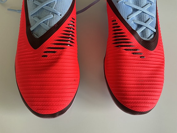 Product image 13 of 17