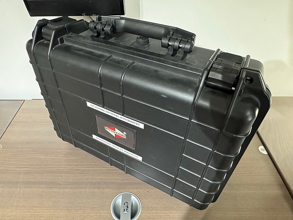 Product image 8 of 9