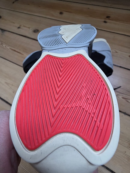 Product image 12 of 20