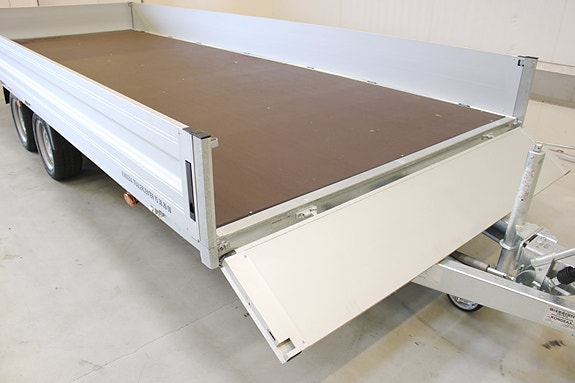 Product image 20 of 24