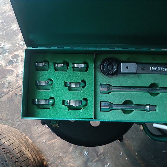 Product image 2 of 5