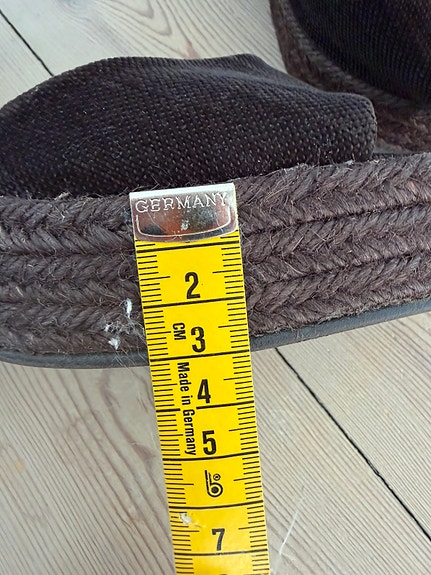 Product image 12 of 13