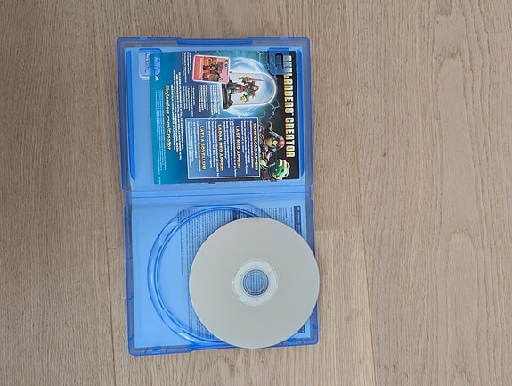 Product image 2 of 3