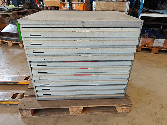 Product image 2 of 18