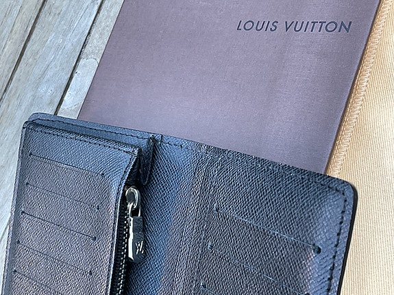 Product image 16 of 19