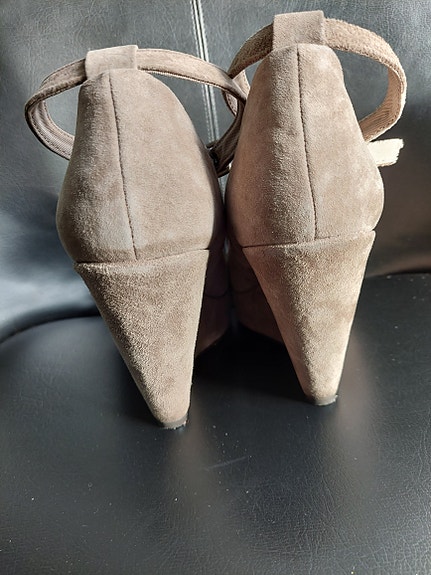 Product image 18 of 23