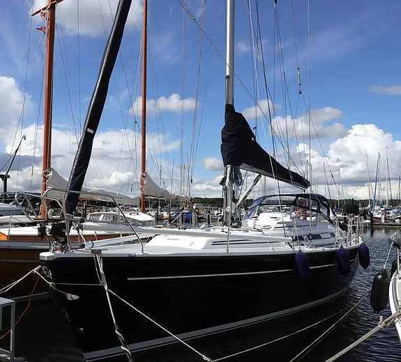 Dehler 41 CR som har gennemgået omfattende opgradering i en meget flot stand!