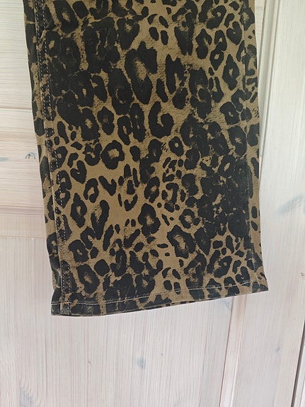 Product image 4 of 13