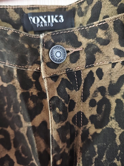 Product image 11 of 13