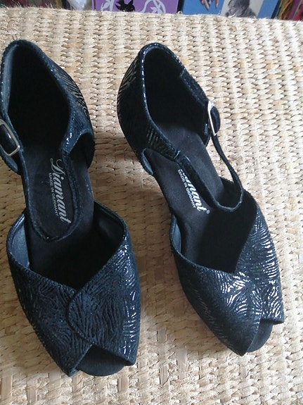 Product image 2 of 11