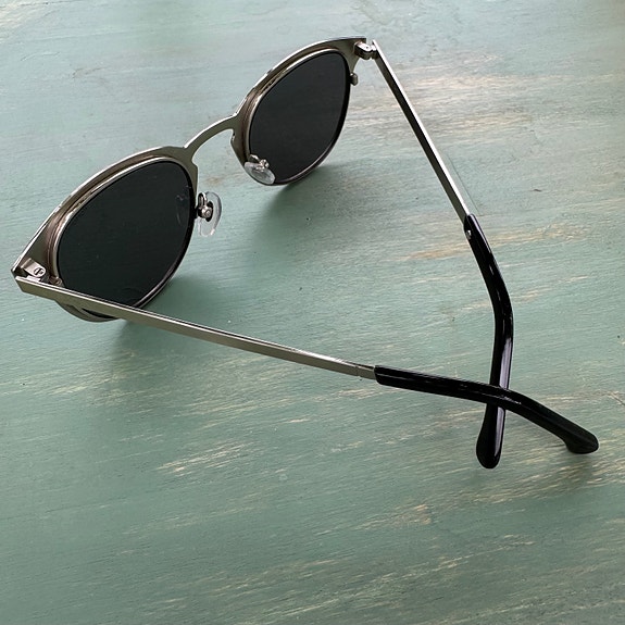 Product image 8 of 12