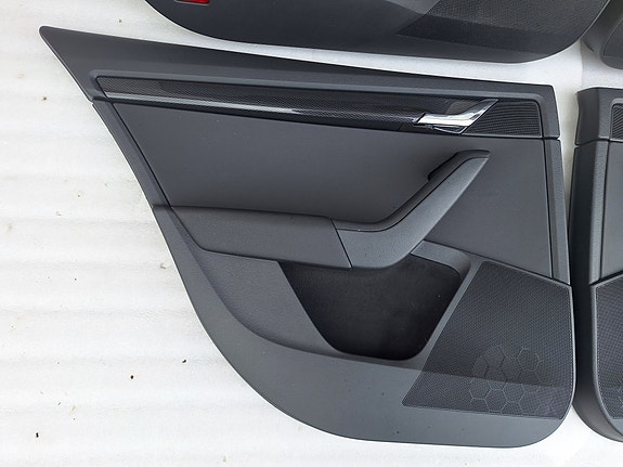 Product image 9 of 18
