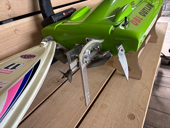 Product image 2 of 18