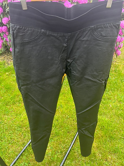 Product image 33 of 38