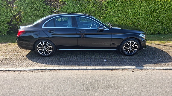 Mercedes C220 til salg hos Nabilli