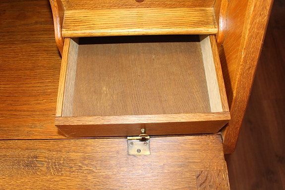 Product image 8 of 16