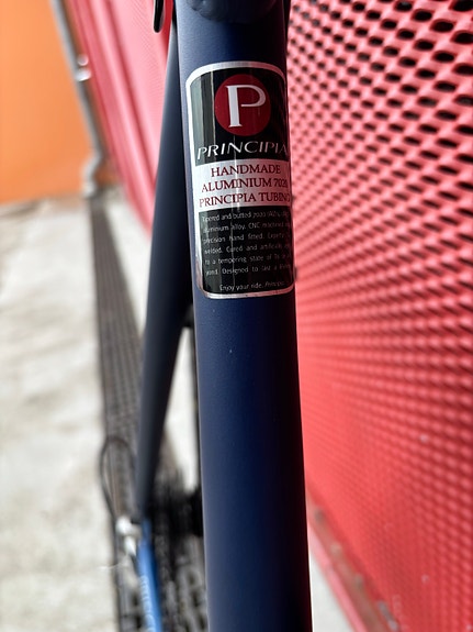 Product image 8 of 16
