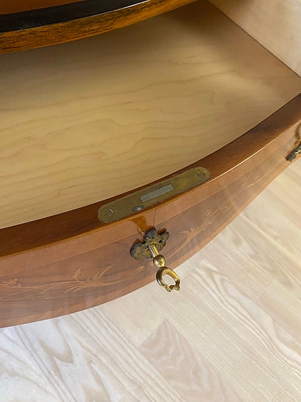 Product image 26 of 27