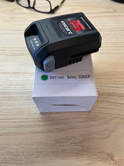 Product image 3 of 3