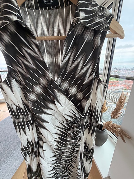 Product image 15 of 18