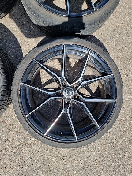 Product image 2 of 13