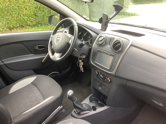 Dacia Sandero Stepway 2015 photo 3