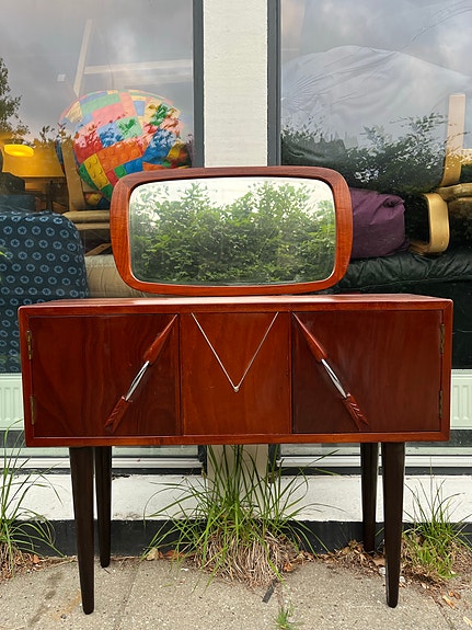 Product image 2 of 14