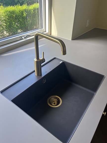 Product image 9 of 18