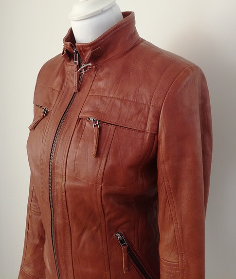 Product image 22 of 32