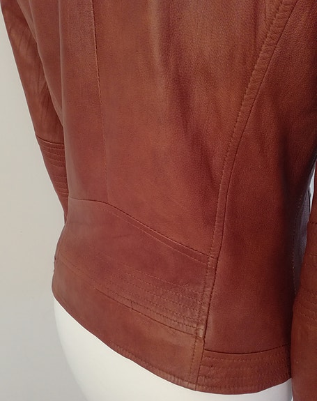 Product image 13 of 32