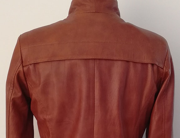 Product image 11 of 32