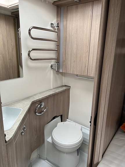 Product image 15 of 16