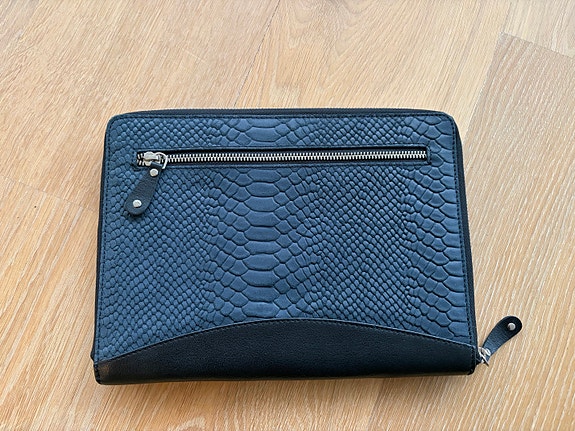 Product image 2 of 11