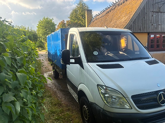 Mercedes-Benz Sprinter 313 2012 photo 3