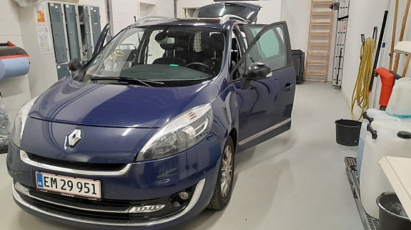 Renault Grand Scenic Iii 2013 photo 3