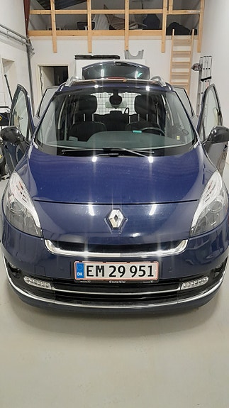 Renault Grand Scenic Iii 2013 photo 2