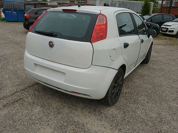Fiat Punto 2013 photo 4